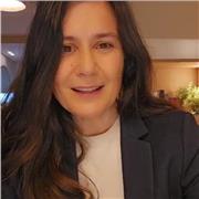 Licenciada en Derecho,Master en Finanzas y Contabilidad.